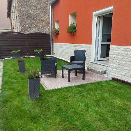 Apartament Przy Ratuszu Boguszów-Gorce Екстериор снимка