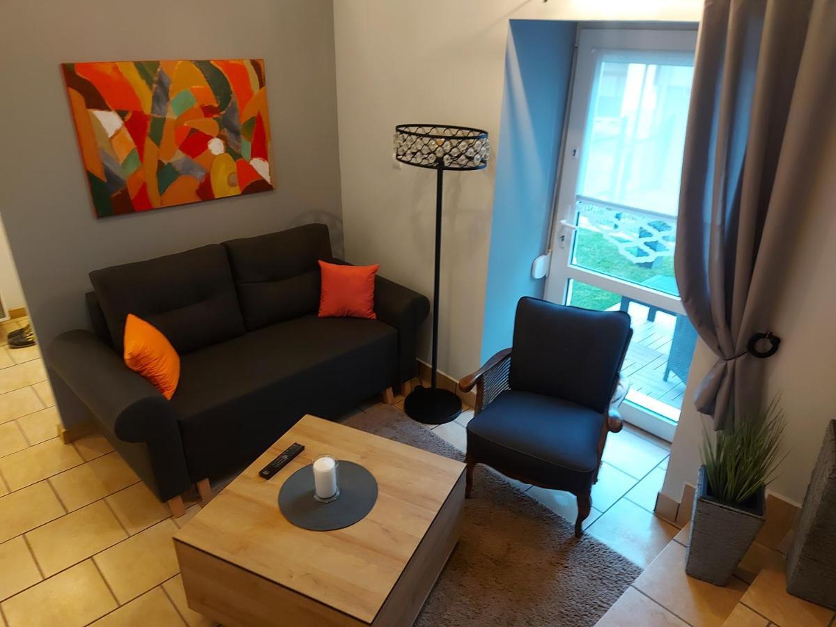 Apartament Przy Ratuszu Boguszów-Gorce Екстериор снимка